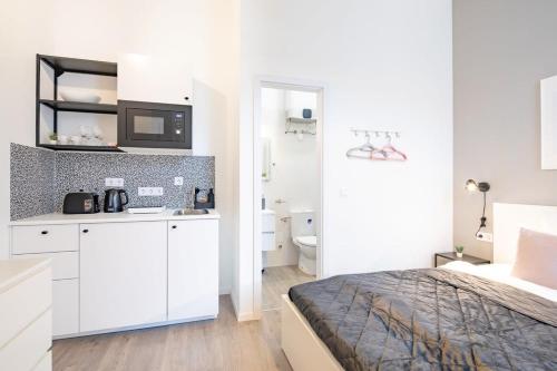 Extreme Central - Modern Mini Studio - main image