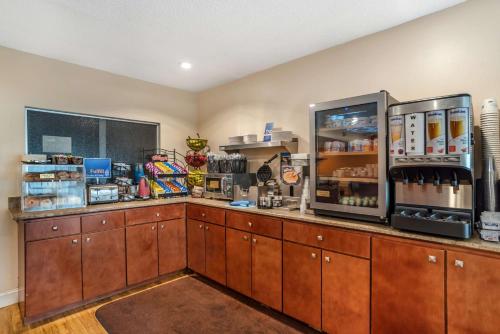 Best Western Oak Manor - image 11