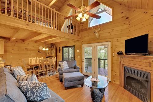 Beautiful Lakefront Log Cabin On Peaceful Laurel Lake - Lake Lure Area cabin