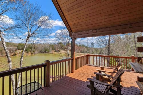 Beautiful Lakefront Log Cabin On Peaceful Laurel Lake - Lake Lure Area cabin