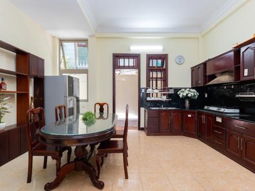 Le Ngoc Han Villa in Phuong 4