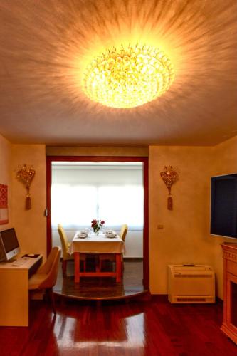 Two-Bedroom Apartment image 2