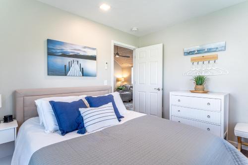 Renovated Retreat Home in Huron walking distance to beach Renovated Retreat Home in Huron walking distance to beach