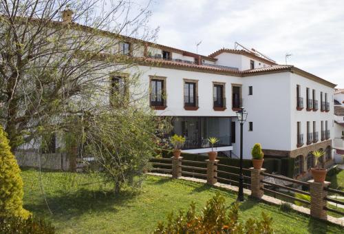 Aparthotel Rural 12 Caños - image 10