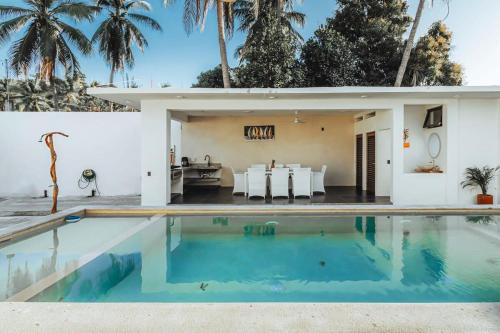 New La Manzanilla Paradise Vibrant Pool Home