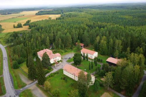 . Wanha Karhunmäki