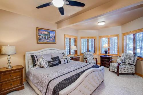 Fox Run Lux Private Suite Nature Views Aplus Spot in Colorado Springs, USA