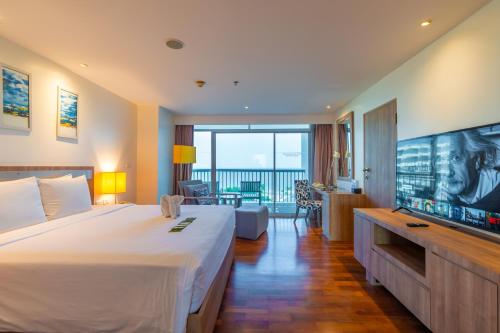 room detail thumbnail 0