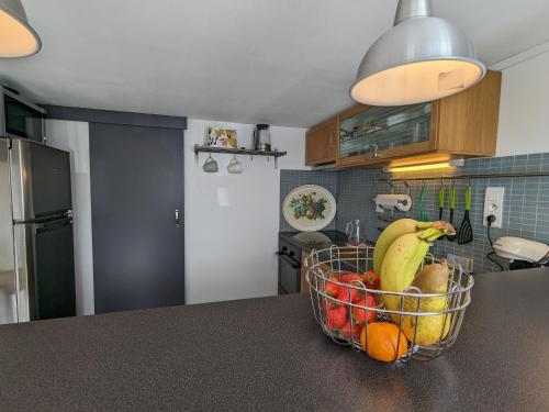 Maison en Berry avec jardin clos et terrasse - draps et ménage inclus - FR-1-591-408 (Maison en Berry avec jardin clos et terrasse - draps et menage inclus - FR-1-591-408) in Badecon-Le-Pin
