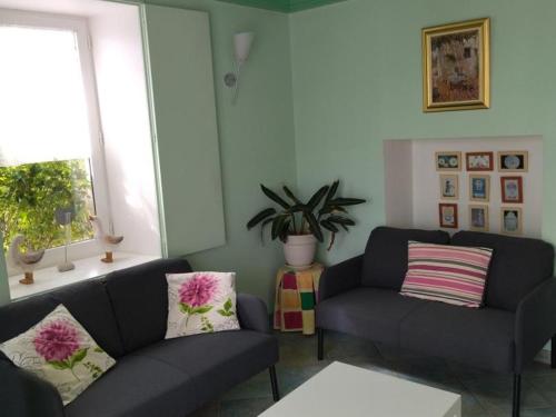 Gîte de charme avec jardin privé et décoration raffinée - FR-1-496-129 (Gite de charme avec jardin prive et decoration raffinee - FR-1-496-129) in ชอบงนิเญ เลส แบงส์