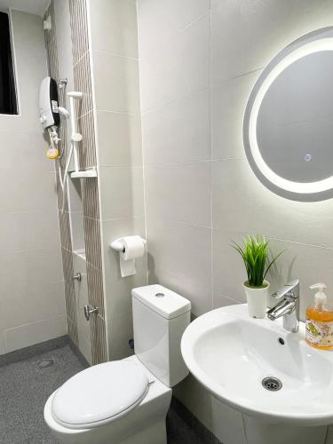 1min to BukitIndah AEON Skyloft 3BR Muji PoolView 1min to BukitIndah AEON Skyloft 3BR Muji PoolView