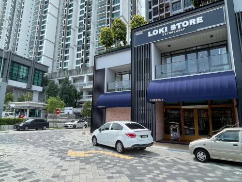 1min to BukitIndah AEON Skyloft 3BR Muji PoolView 1min to BukitIndah AEON Skyloft 3BR Muji PoolView