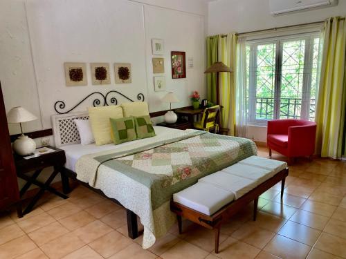 Kenwoods Farmstay, Zadpolli - 6BHK Villa with Swimming Pool