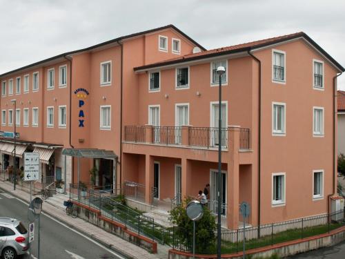 Residence Pax 2