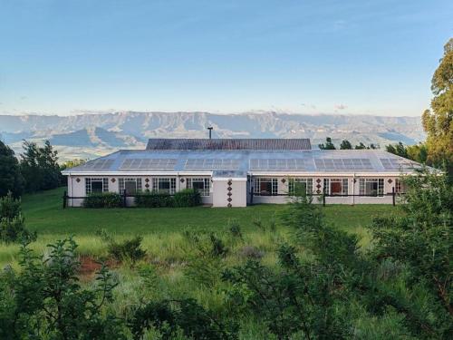 Drakensberg Mountain Retreat Barn House