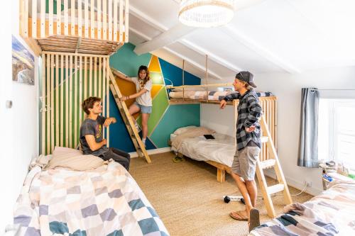 Single Bed in Dormitory Room