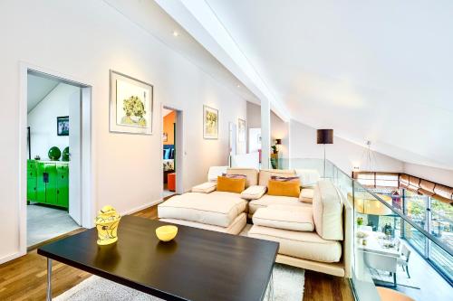 Exquisite 5-Bedroom Villa in Arzier for Families by GuestLee