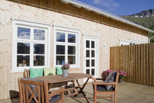 Lonsleira Apartments in Seydisfirdi