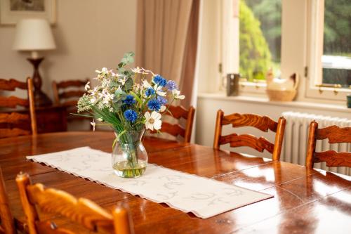 บริการและสิ่งอำนวยความสะดวก, Inveroykel Lodge at Rosehall in โรสฮอล