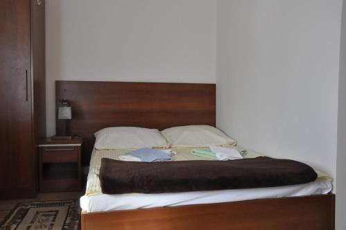 1 double bed, 1 sofa bed