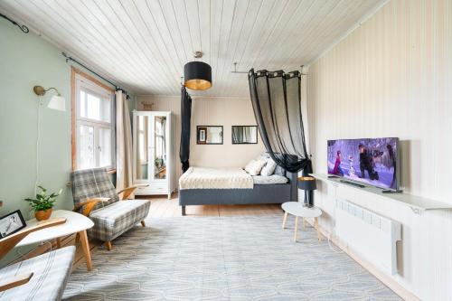 Garden Studio next to Telliskivi & Old Town Garden Studio next to Telliskivi & Old Town