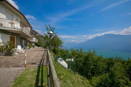 Tremosine Wonderful Lake View 1 - Happy Rentals - Apartment - Tremosine Sul Garda
