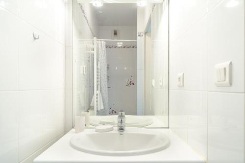 Le Sully - Joli duplex centre de Nantes - image 3