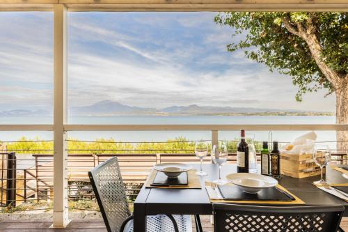 Bungalow with Lake view image 4