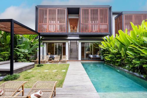 Red Sunset Villa by Hombali
