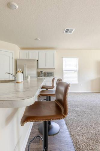 Beautiful New 4-BR Home Near all Major Attractions in Palm Coast, USA