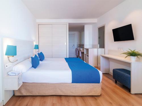 Sentido Benalmadena Beach - image 7
