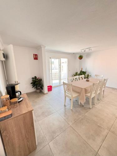 Hostal Cisne by Nest in Ibiza