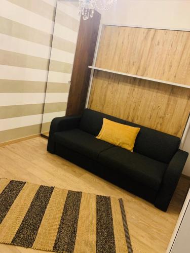 Double Room image 10