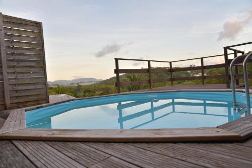 Les Guettos 1&2. in Le Saint-Esprit