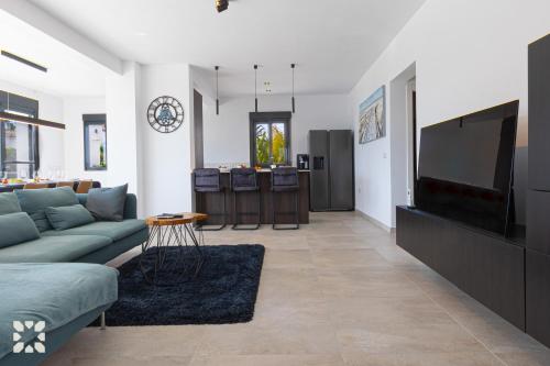 Villa Nautilus by Abahana Villas - image 3