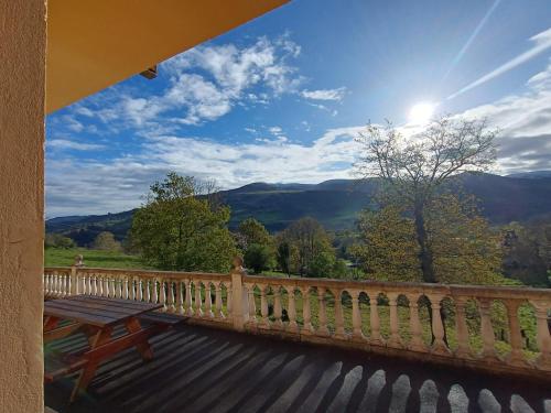 陽台/露台, Apartamentos la Escuela en Cantabria in 阿爾塞達