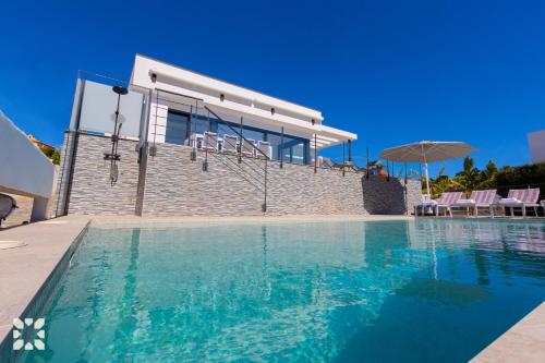 Villa with Private Pool image 3