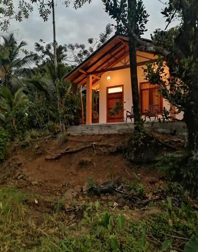 Sinharaja Cabana