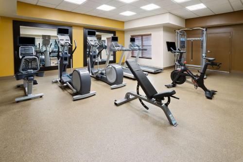 Hilton Garden Inn Milford - image 7
