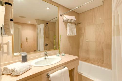 Tryp Mérida Medea Hotel - image 11