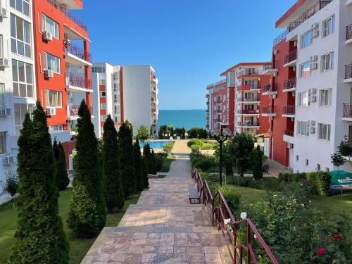 Peter Apartmanbulgaria-Crown Fort Noks – khách sạn tại Elenite