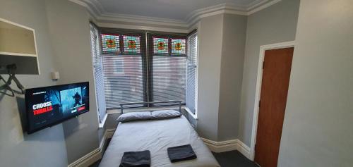 Three-Bedroom Suite image 2