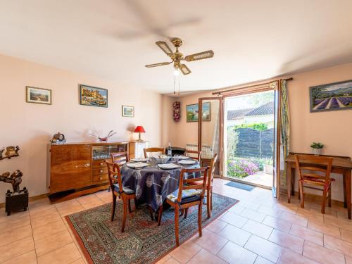 Holiday Home La maison du carignan by Interhome in Armissan