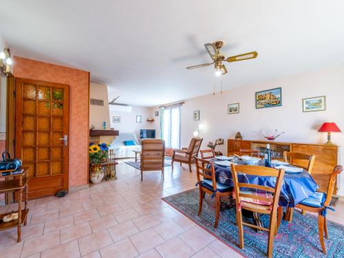 Holiday Home La maison du carignan by Interhome in Armissan