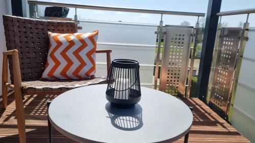 Faciliteiten, FAIRflats: Küche, Balkon, Arbeitsplatz, Aufzug (FAIRflats: Kuche, Balkon, Arbeitsplatz, Aufzug) in Hufingen