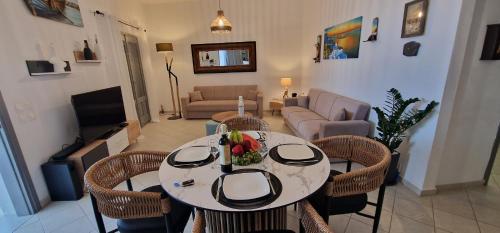 Gabriel House in مونوليثوس