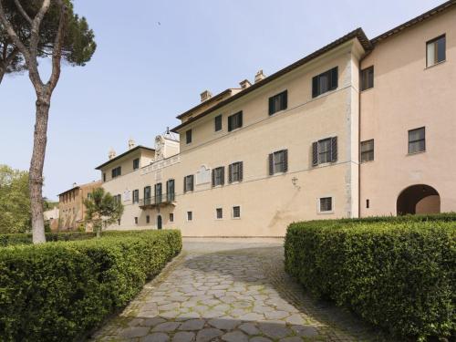 Apartment Castello di Torrimpietra by Interhome
