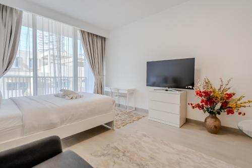 Modern and Cozy Studio in JVC I Luma Building - image 4