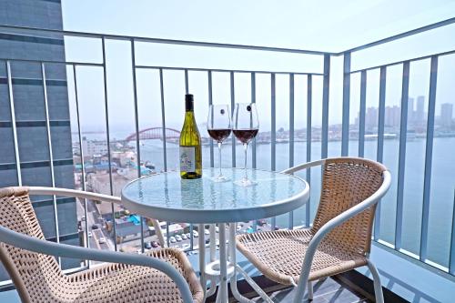 World Sky Residence Hotel in Sokcho-si