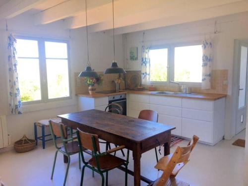 Maison de pecheur proche plage et activites in Morgat